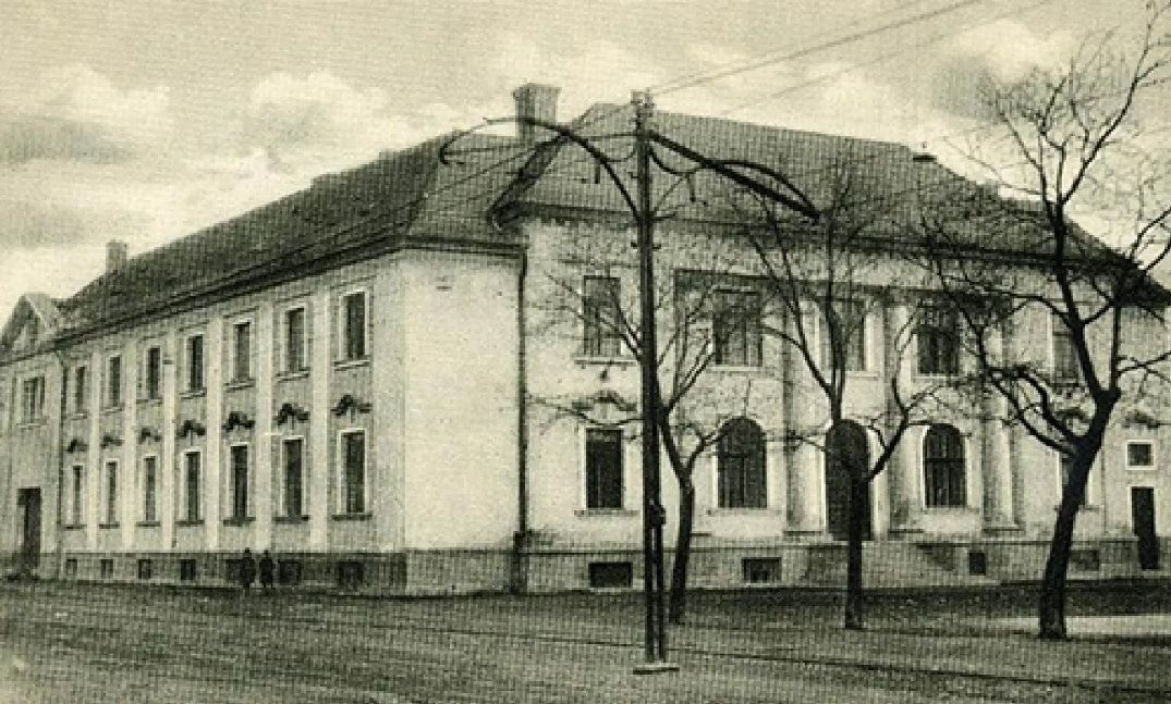 Postapalota Budafokon